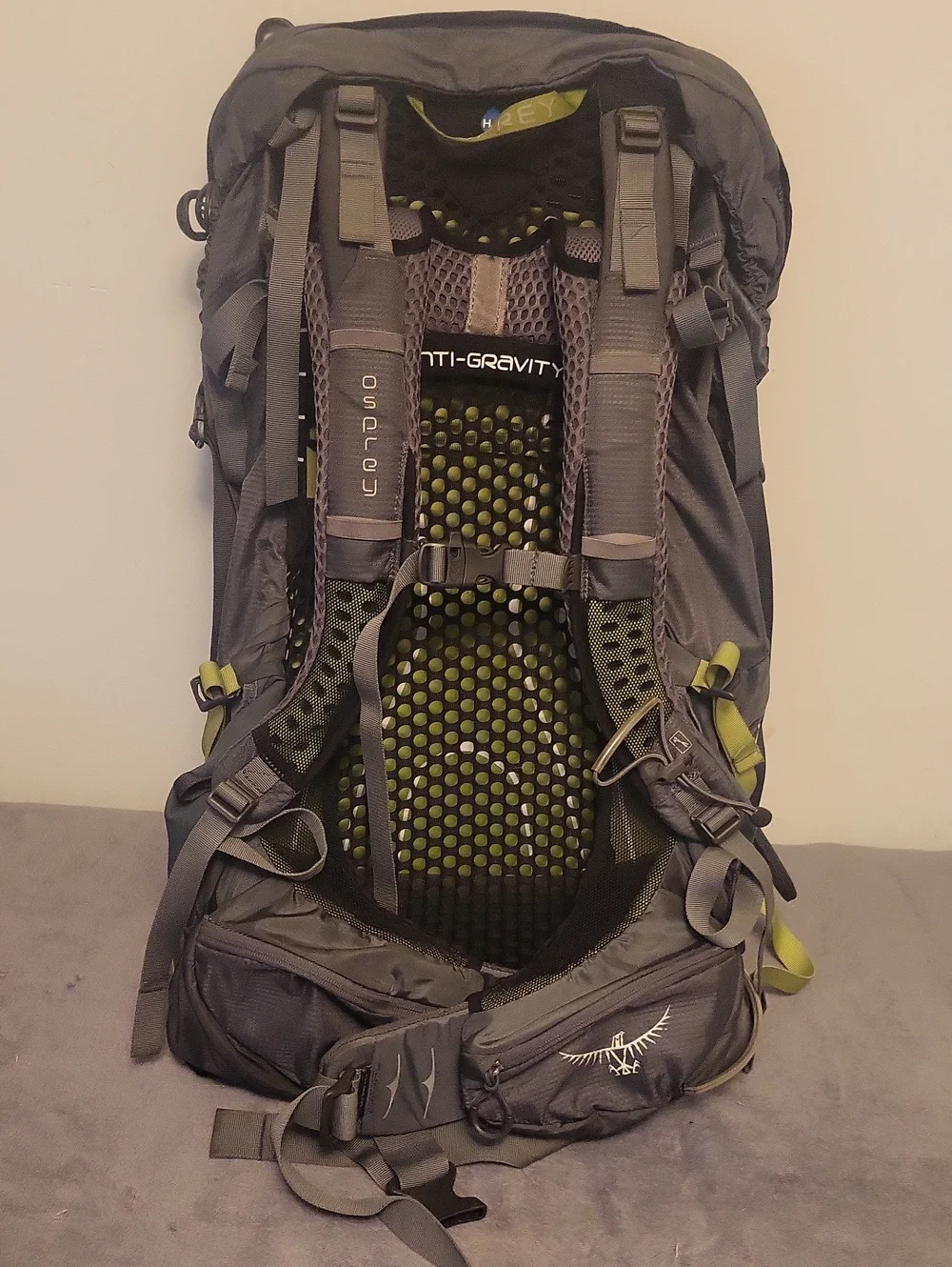 Osprey Atmos AG 65 Backpack